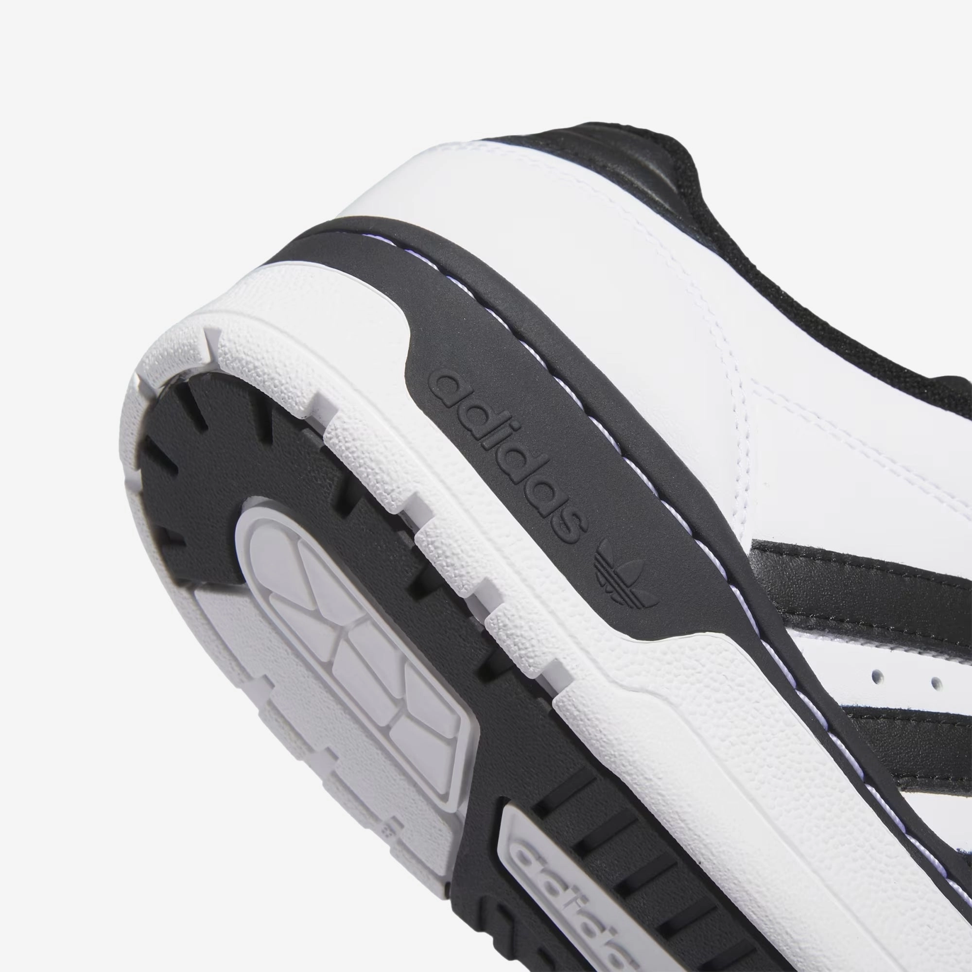 Adidas Originals | RIVALRY LOW { CLOUD WHITE/CORE BLACK