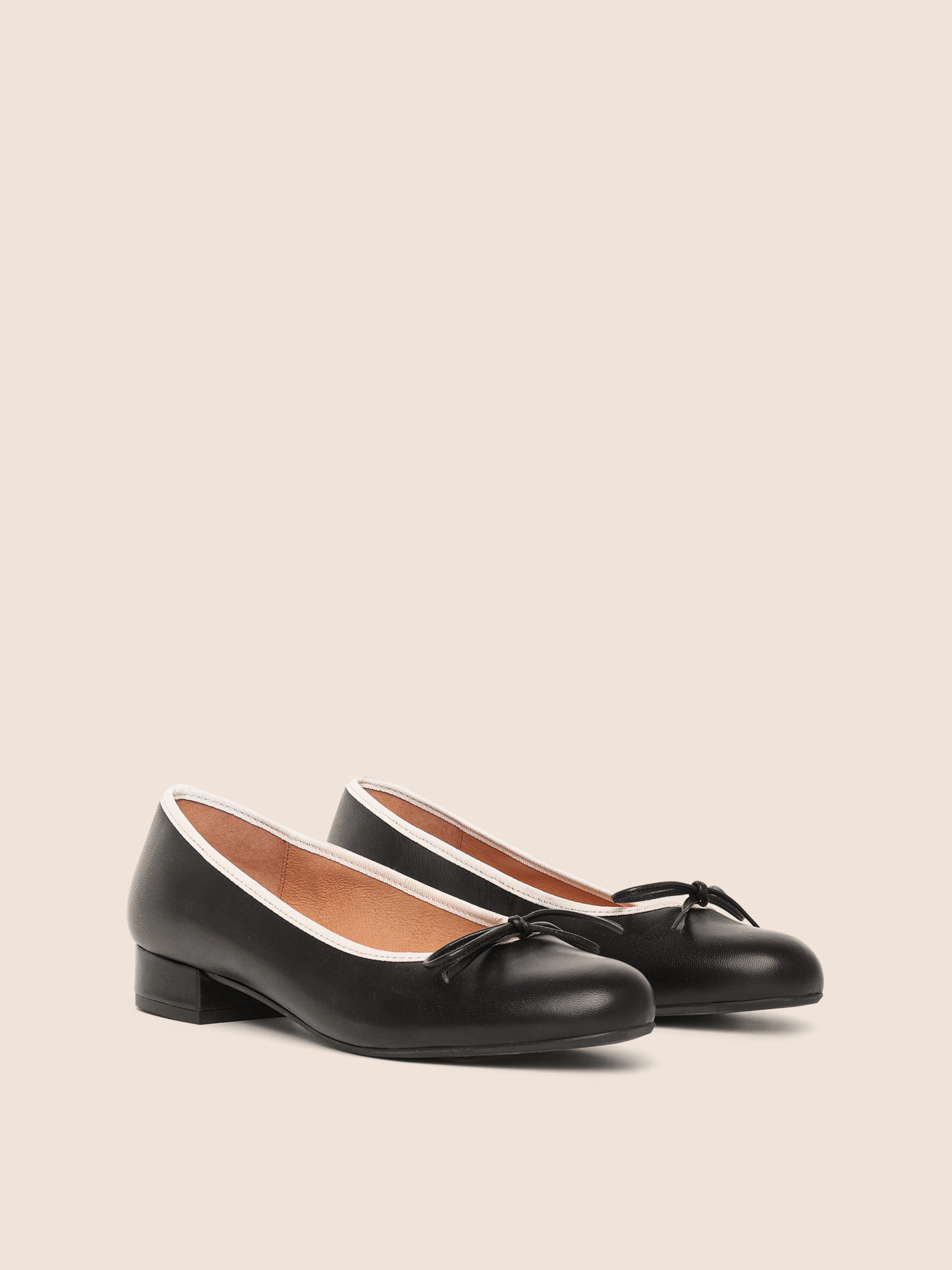 Covelo Black Ballerina