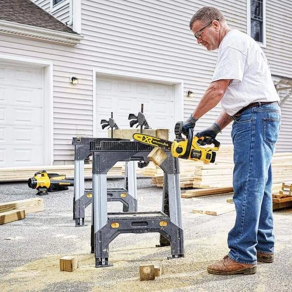 DeWALT DCCS620P1 20V MAX 12-Inch 5Ah Cordless Lithium-Ion Chainsaw Kit