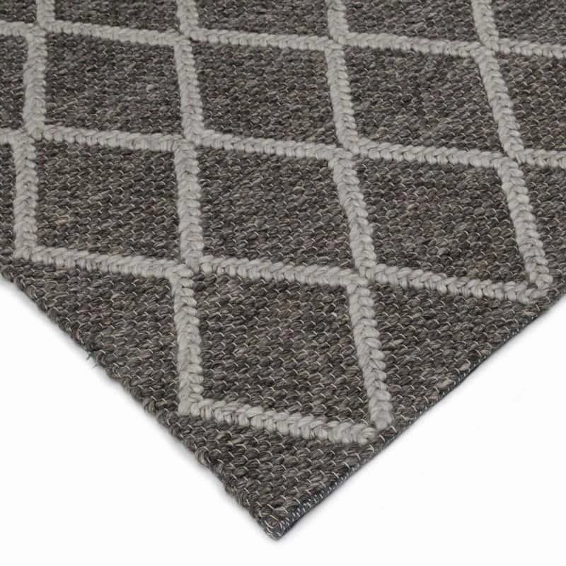 Ivy Rug - Graphite / Fog 250cm x 350cm