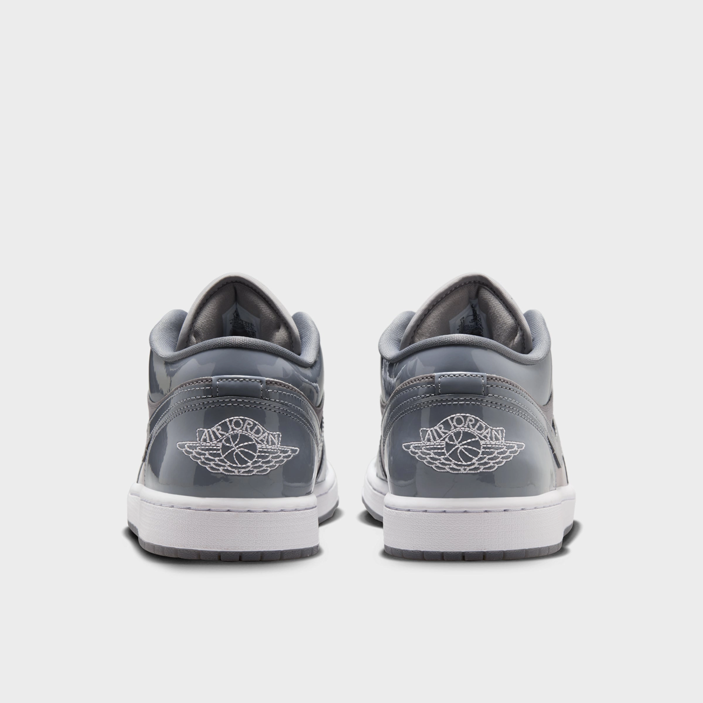 Jordan 1 Low SE Medium Grey / Cool Grey - White