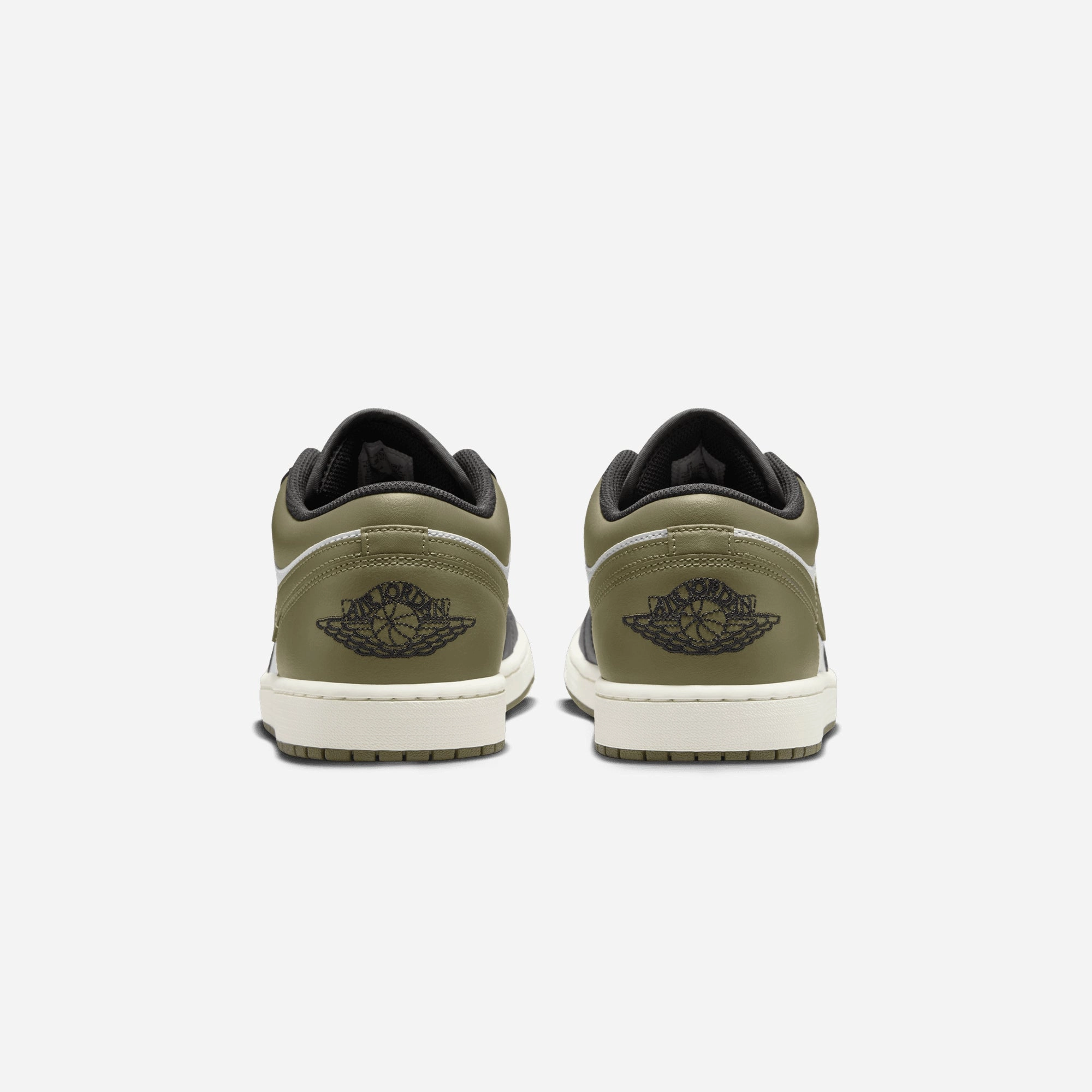 JORDAN | AIR JORDAN 1 LOW { BLACK/WHITE-MEDIUM OLIVE