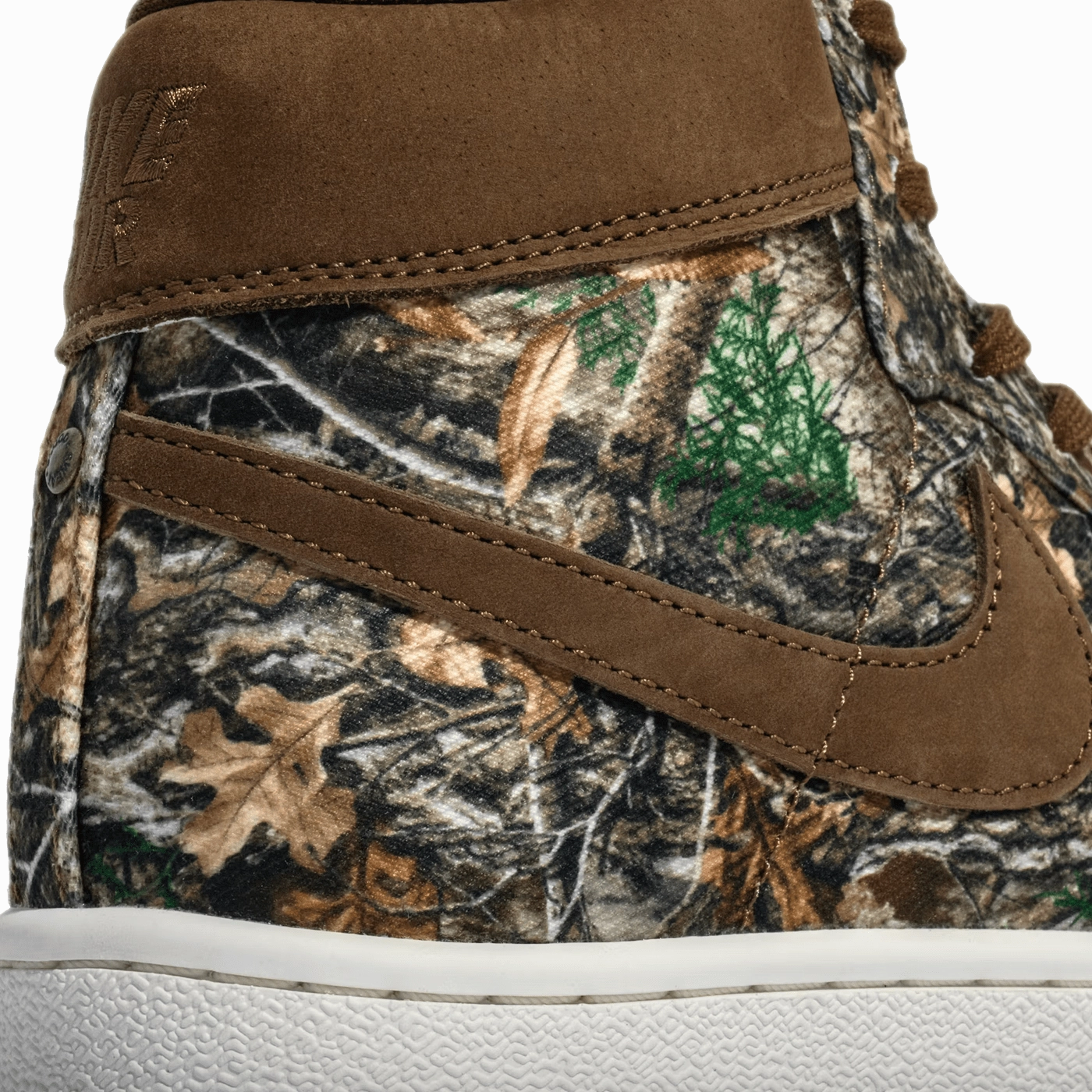 Jordan Air Ship PE SP 'Realtree Camo'