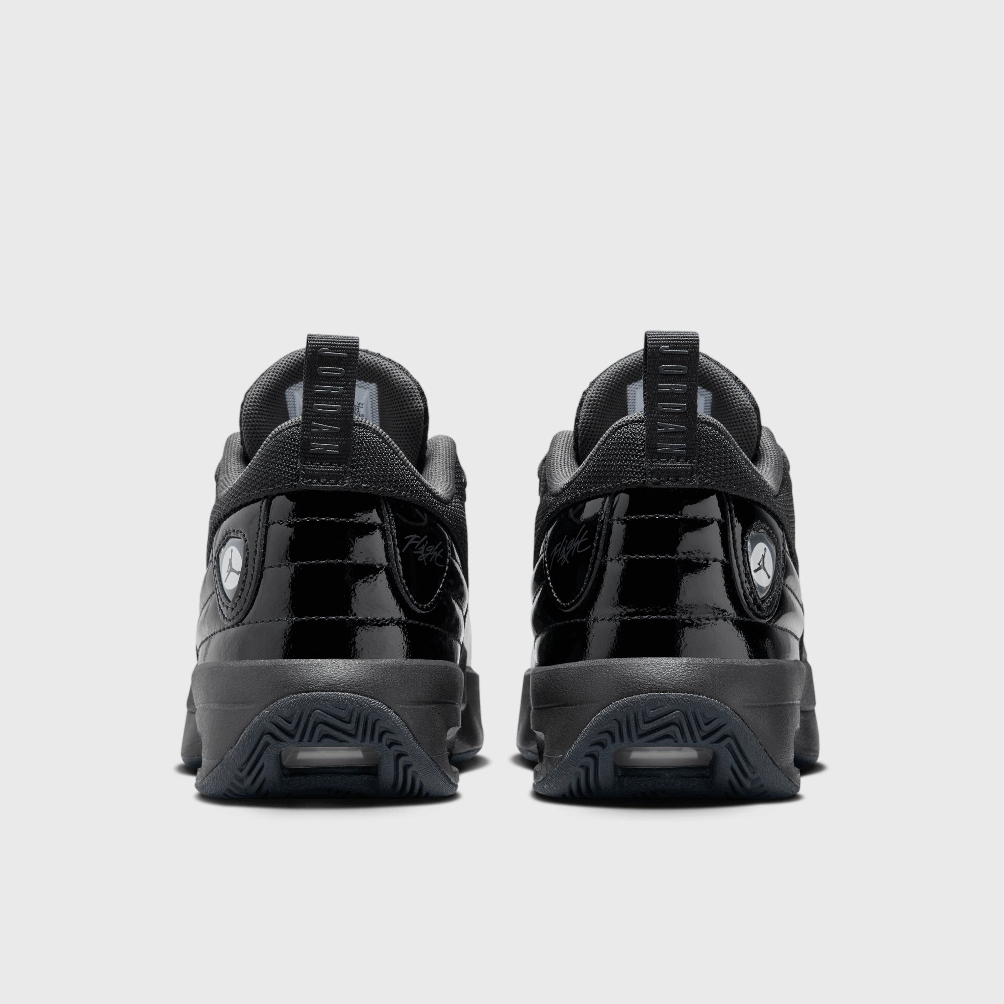 Jordan Max Aura 6 GS Black / Black