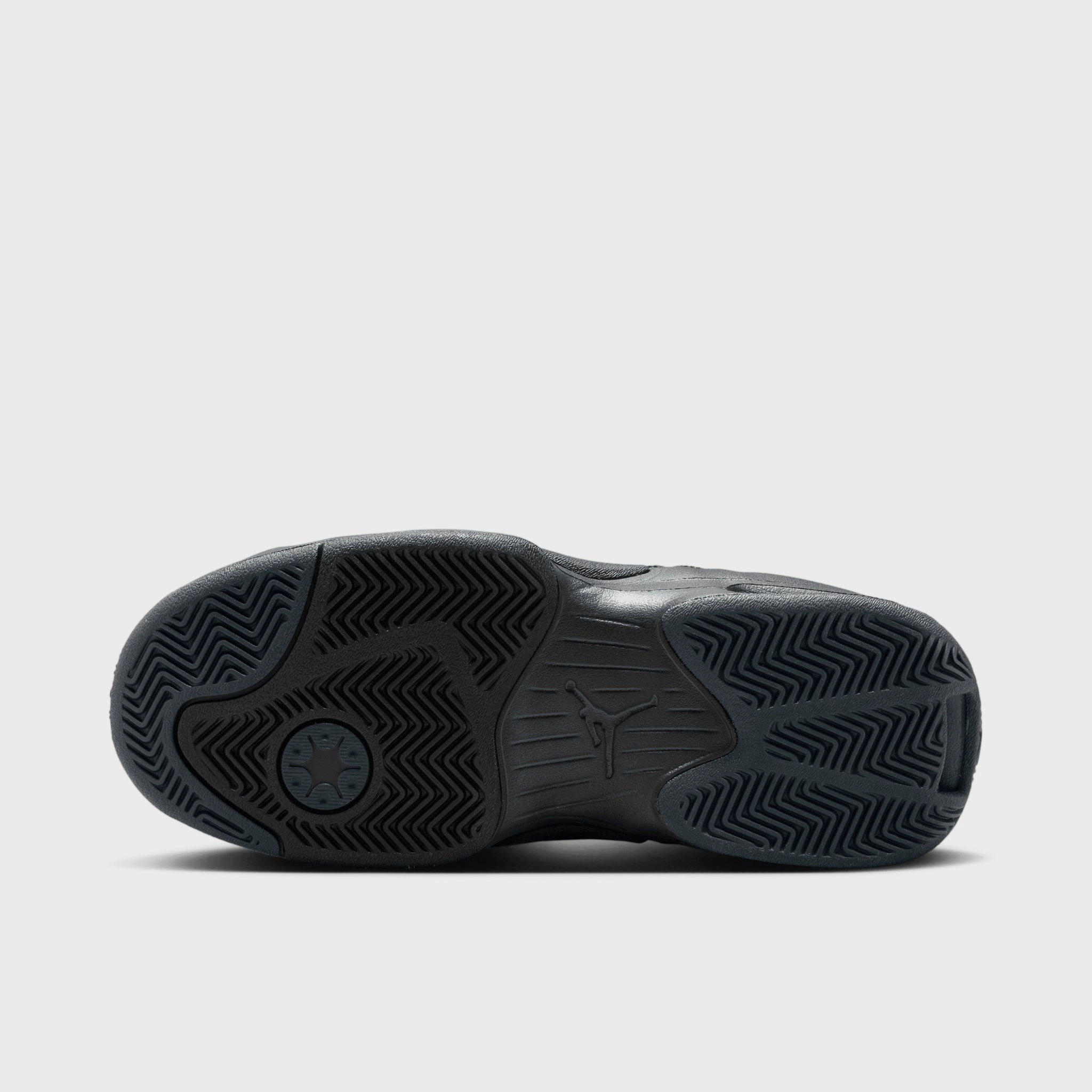 Jordan Max Aura 6 GS Black / Black