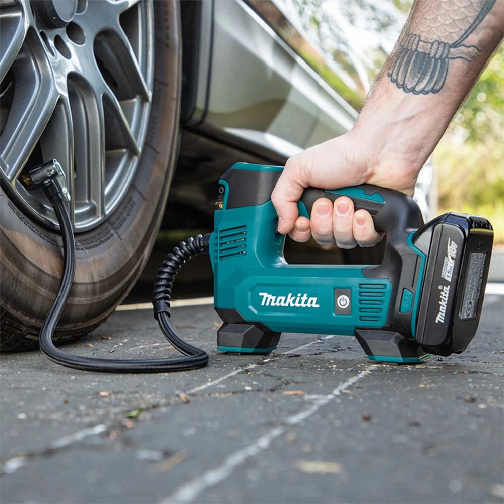 Makita DMP180SYX 18V LXT Lithium-Ion Cordless Inflator 1.5 Ah Kit