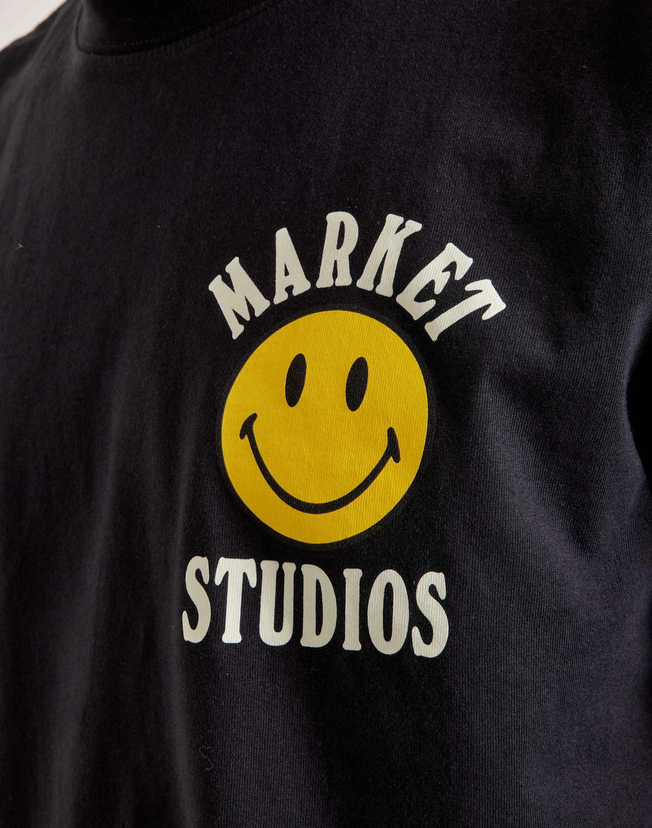 Market Smiley Tee