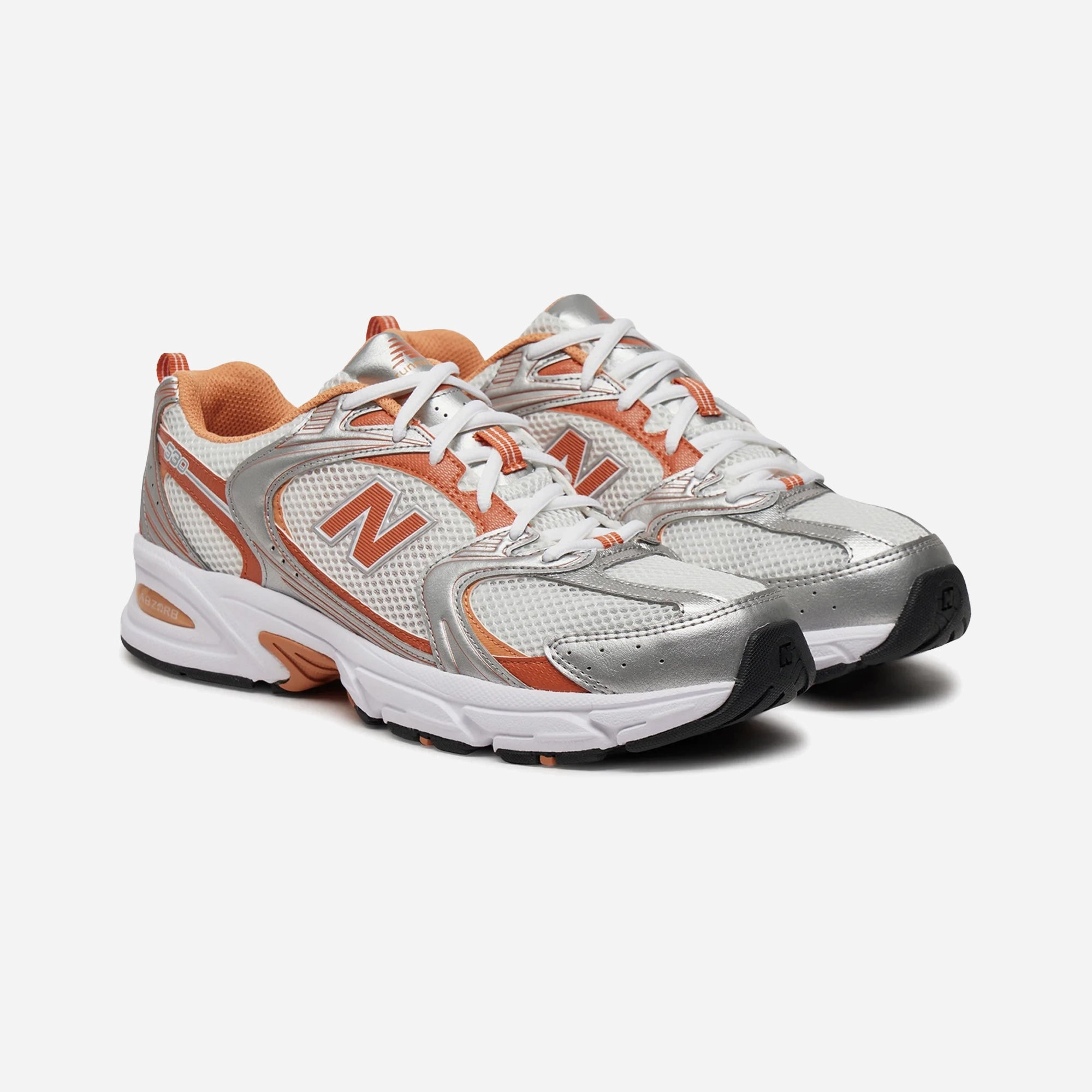 New Balance | 530 { ORANGE REFLECTION