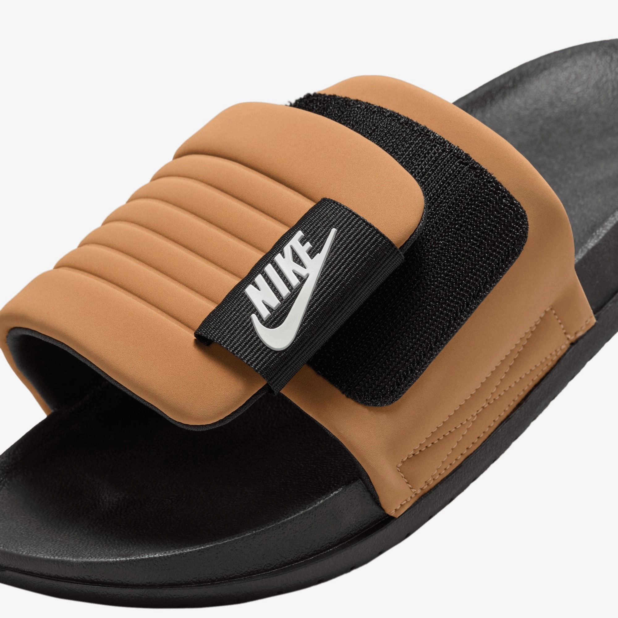 Nike | OFFCOURT ADJUST  { FLAX/SAIL-BLACK