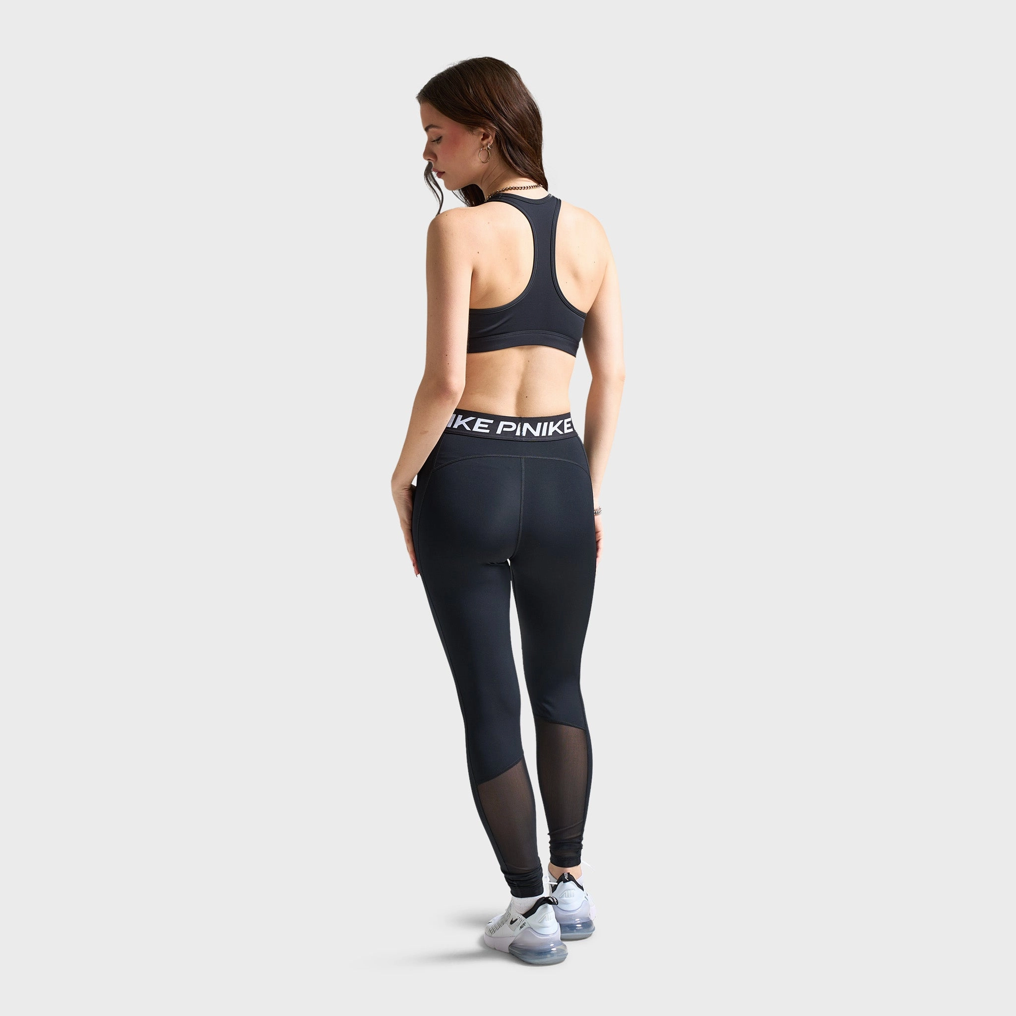 Nike Women's Swoosh Medium Support Padded Sports Bra Black / White