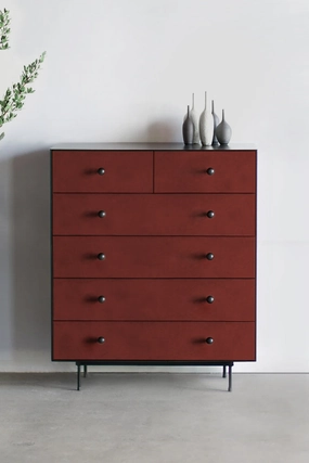 Norah Chest