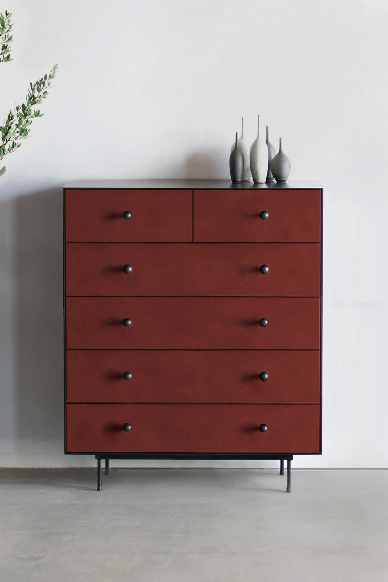 Norah Chest