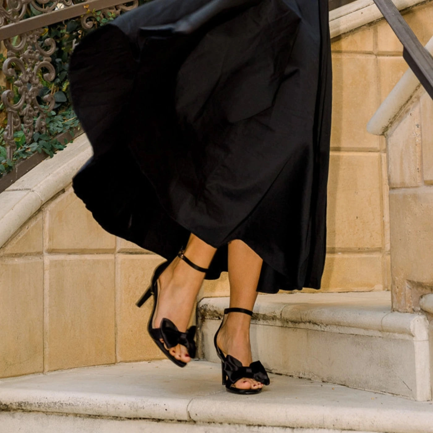 The Pashionista - Coal Satin Bow 4 Stiletto - FINAL SALE